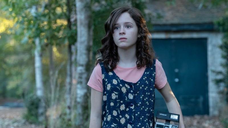 Lulu Wilson as young Shirley Crain in The House on Haunted Hill.
